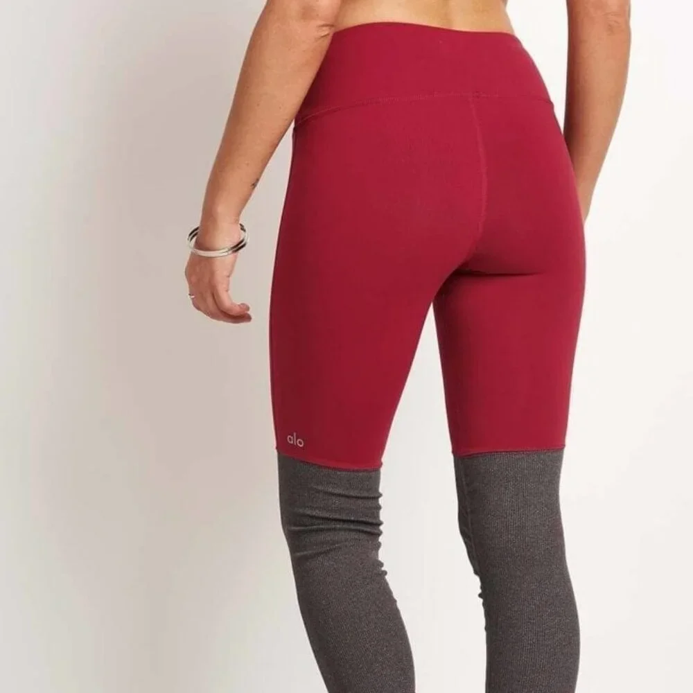 ALO Yoga Goddess Legging Size Small Burgundy Color